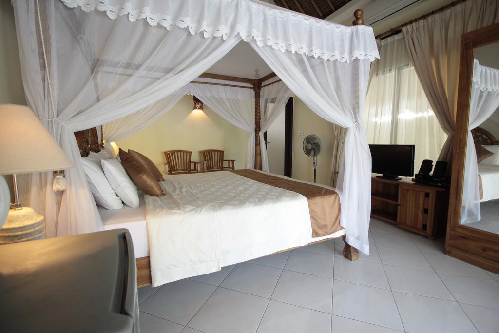 Hotel Mutiara Bali Candidasa Zewnętrze zdjęcie