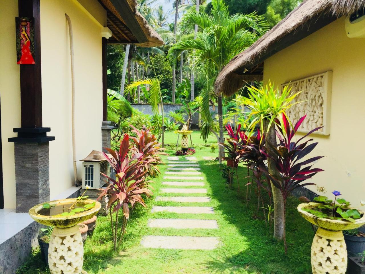 Hotel Mutiara Bali Candidasa Zewnętrze zdjęcie