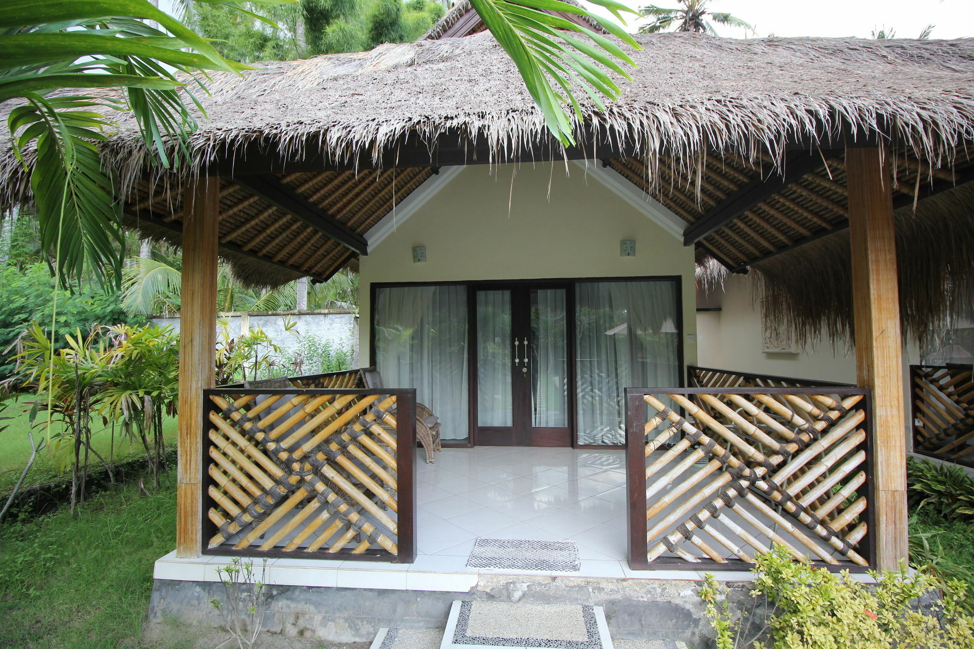 Hotel Mutiara Bali Candidasa Zewnętrze zdjęcie